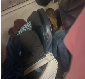 Kim Z spotted with a mystery man who looks like her ex Kroy on a flight to the Bahamas
