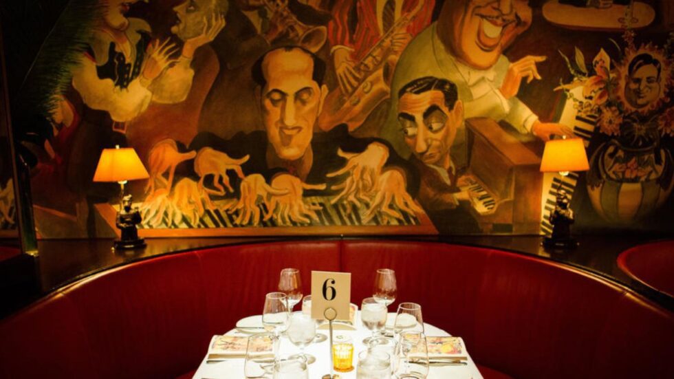 One of Taylor Swifts Favorite NYC restaurants is Monkey Bar