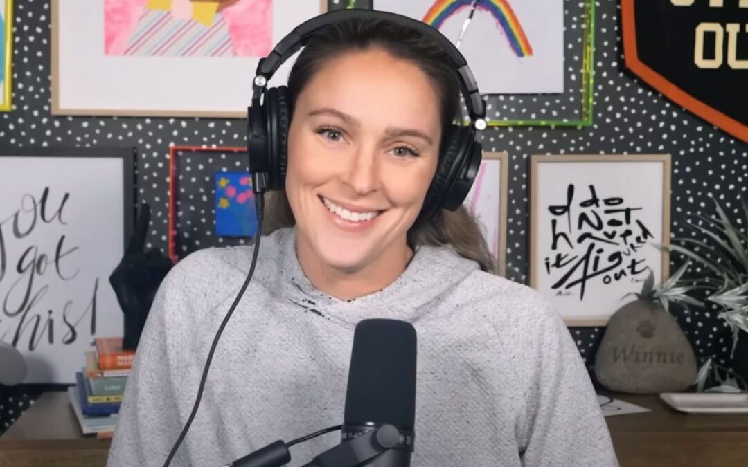 Kylie Kelce Reveals Why She Won’t Publicly Comment on Travis and Taylor’s Engagement